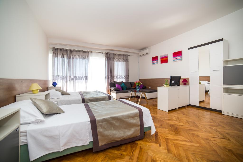 Holiday Home White House Ποντστράνα Εξωτερικό φωτογραφία
